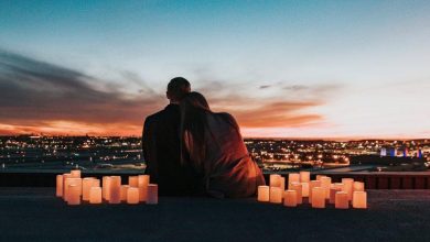 A guy treating his girlfriend on her period