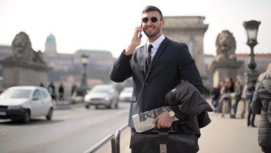 A man in suit hustling