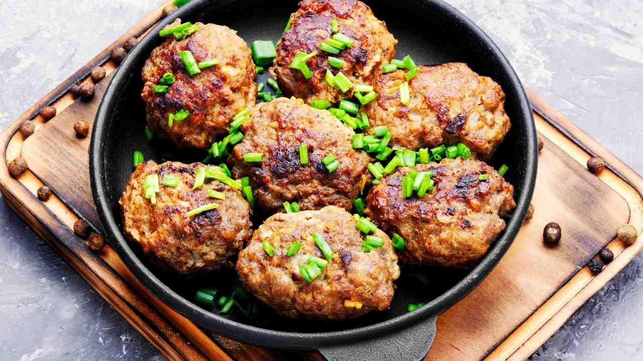 meatballs in Cast Iron Skillet