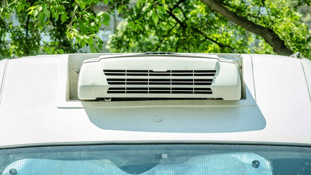 Rooftop Air Conditioners for van (1)