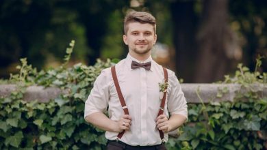 A guy wearing Suspenders