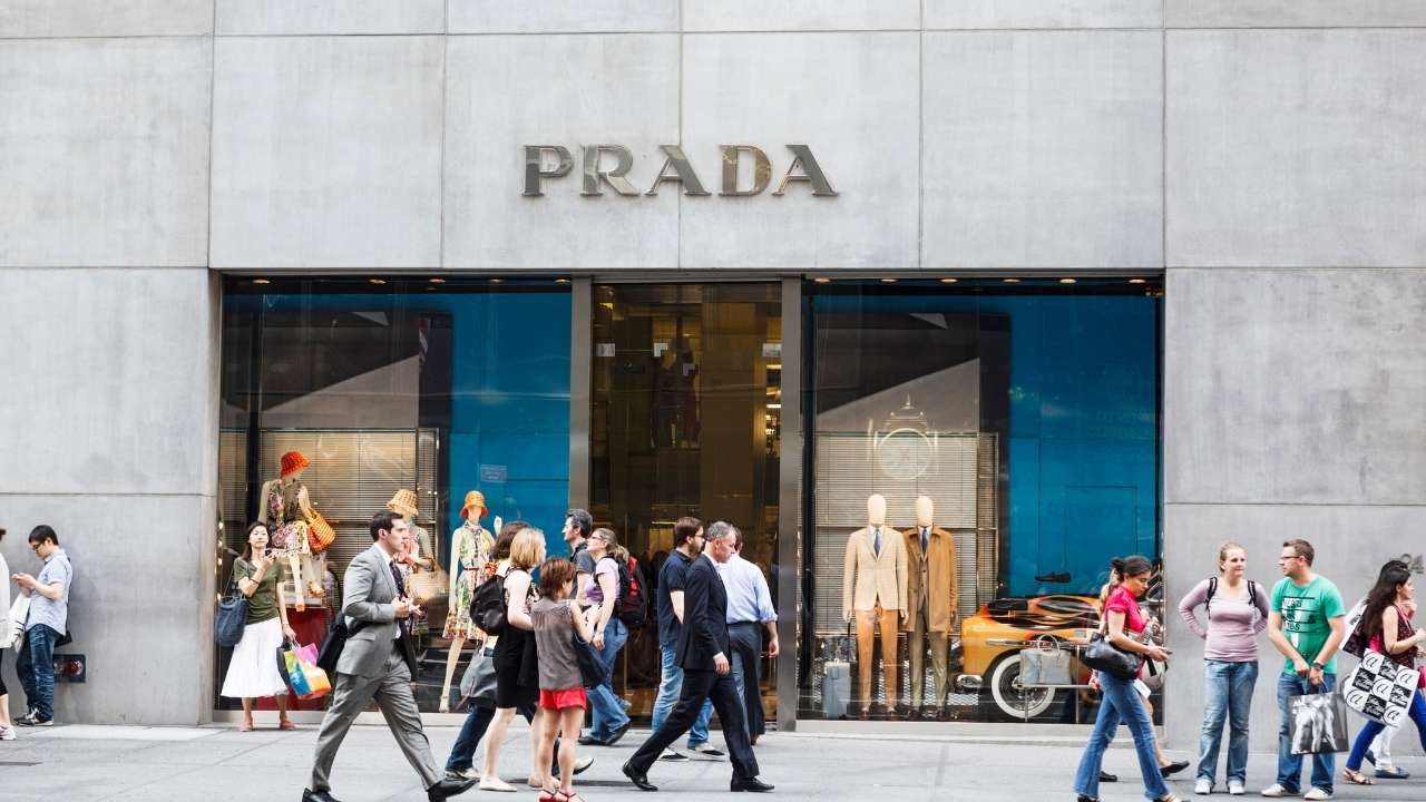 prada store