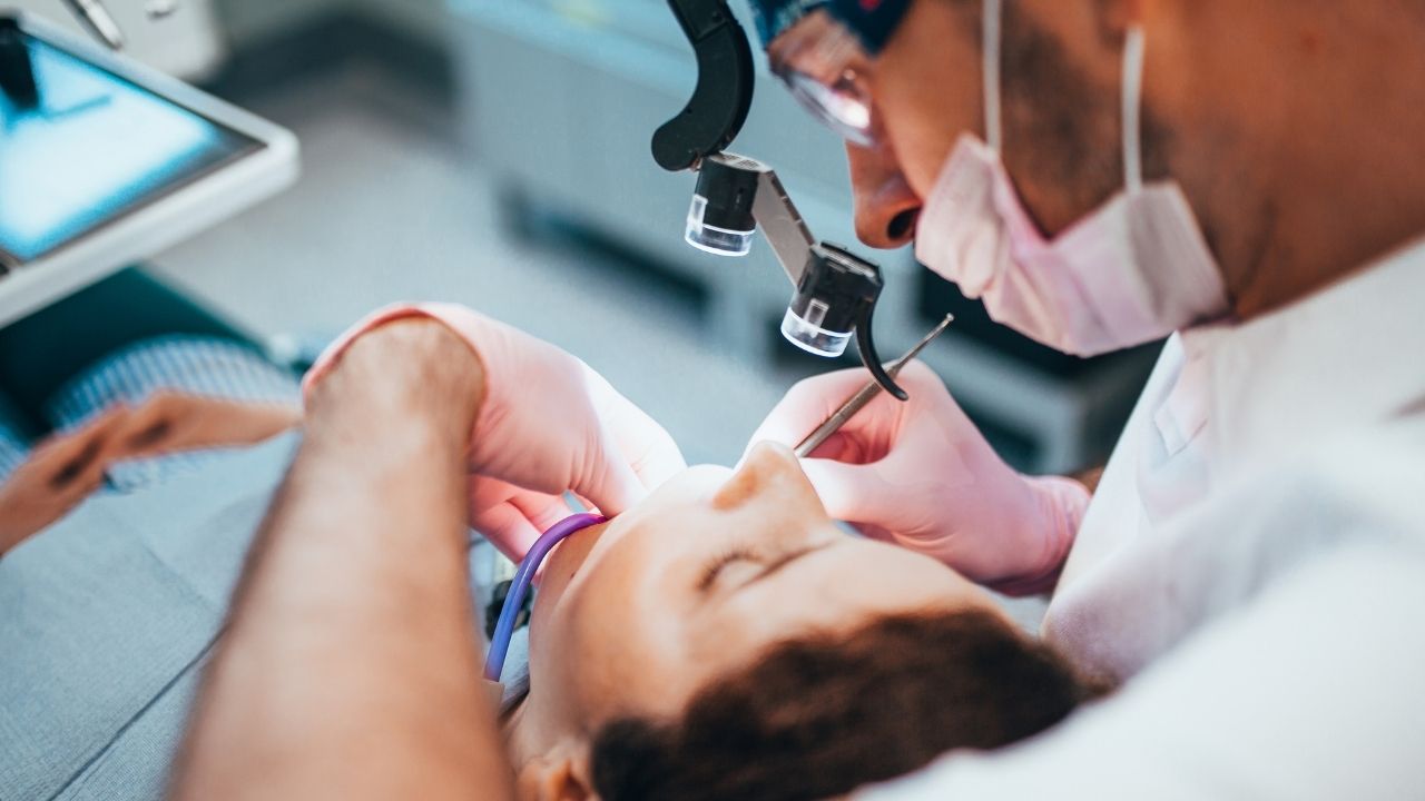 Doctor doing dental filling