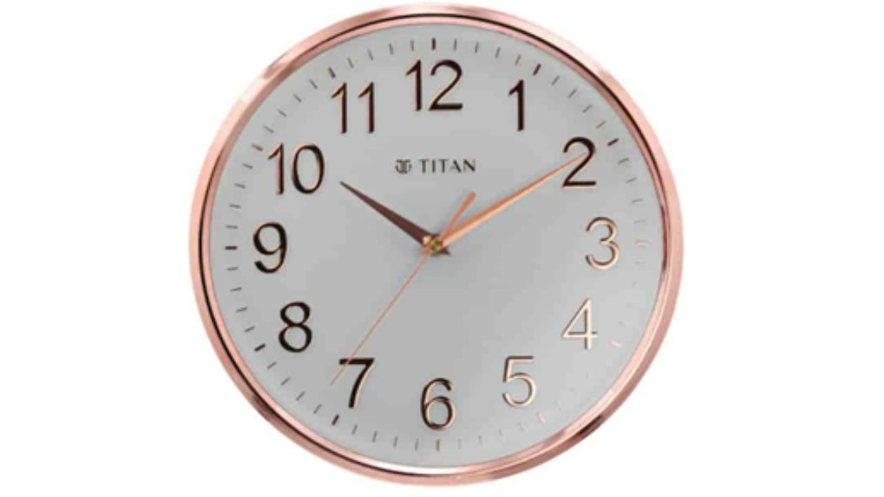 Contemporary Rose Gold Metallic Finish Wall Clock with Silent Sweep Technology