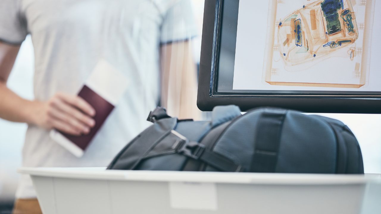 checked bags airport