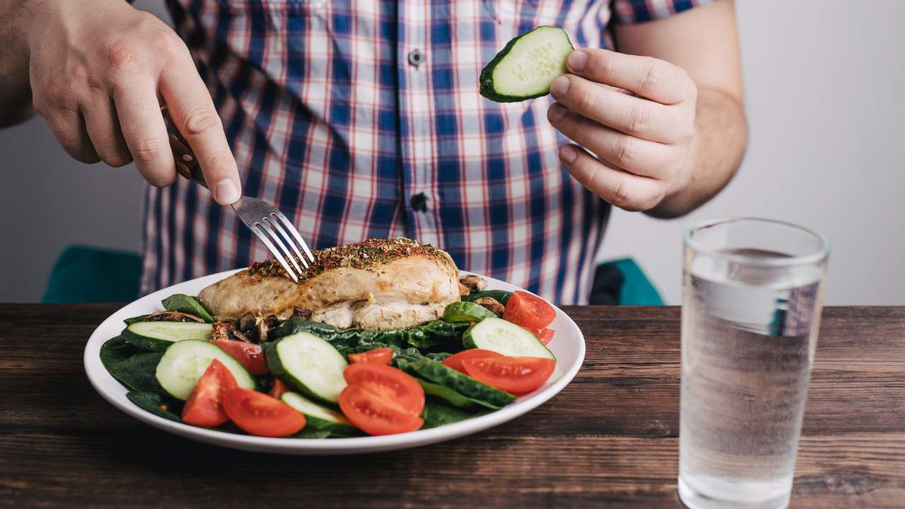 guy eating healthy food