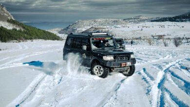 4X4 vehicle in snow