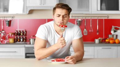 man eating healthy food